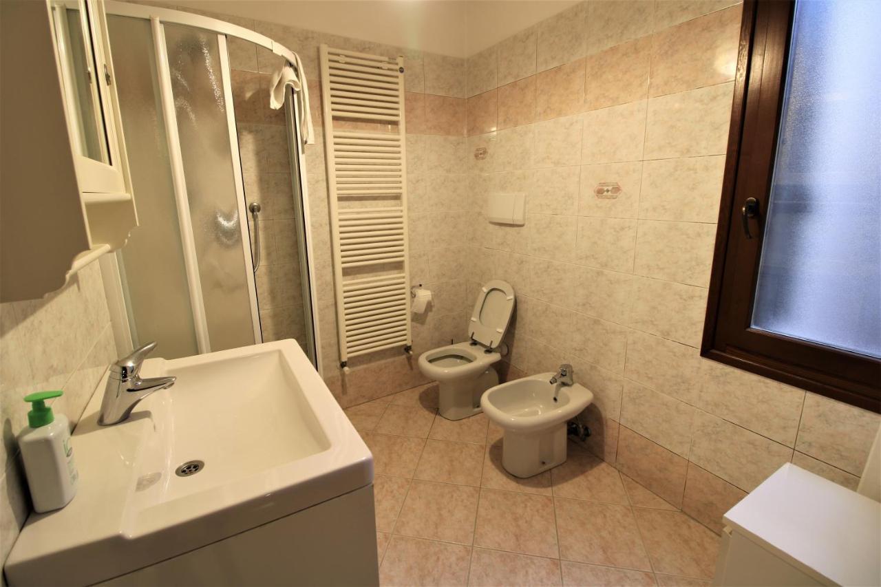 Central And Spacious Apartment Venice Luaran gambar